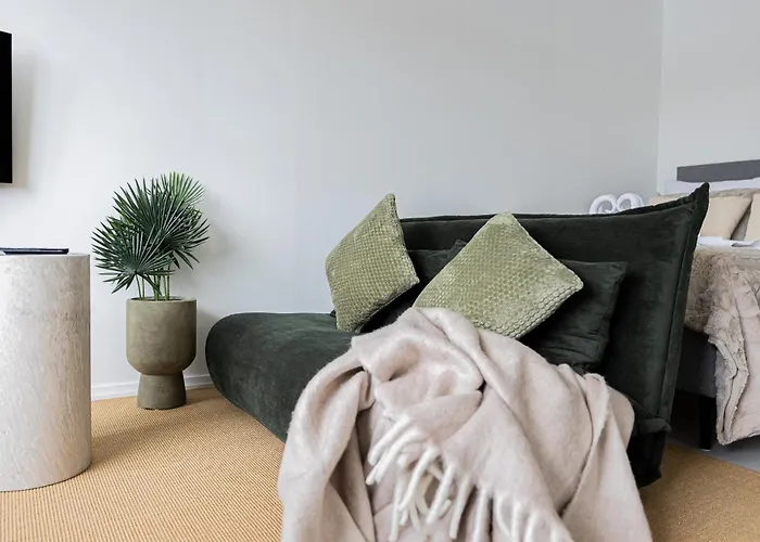 Riverside Hygge By Booklapland דירה