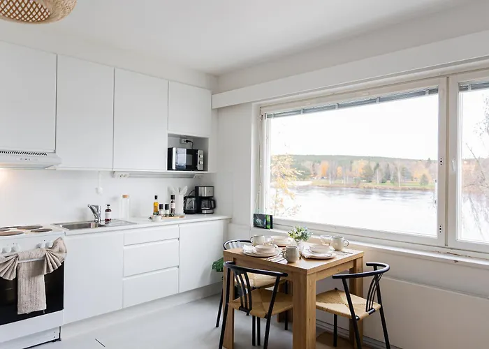 Riverside Hygge By Booklapland דירה רובניימי